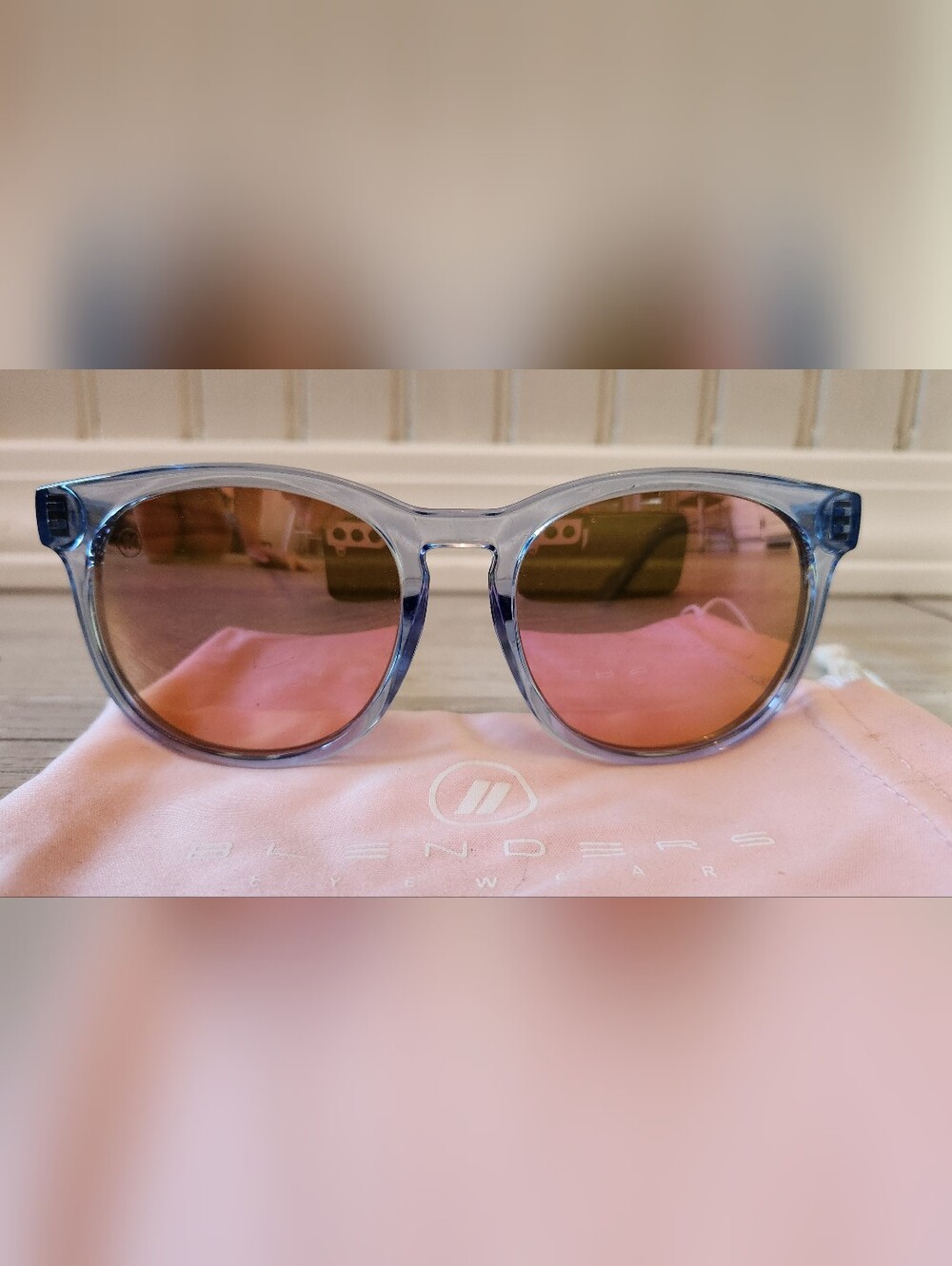 EUC Baby Blue BLENDERS w/Pink Lens Women's Sunglasses